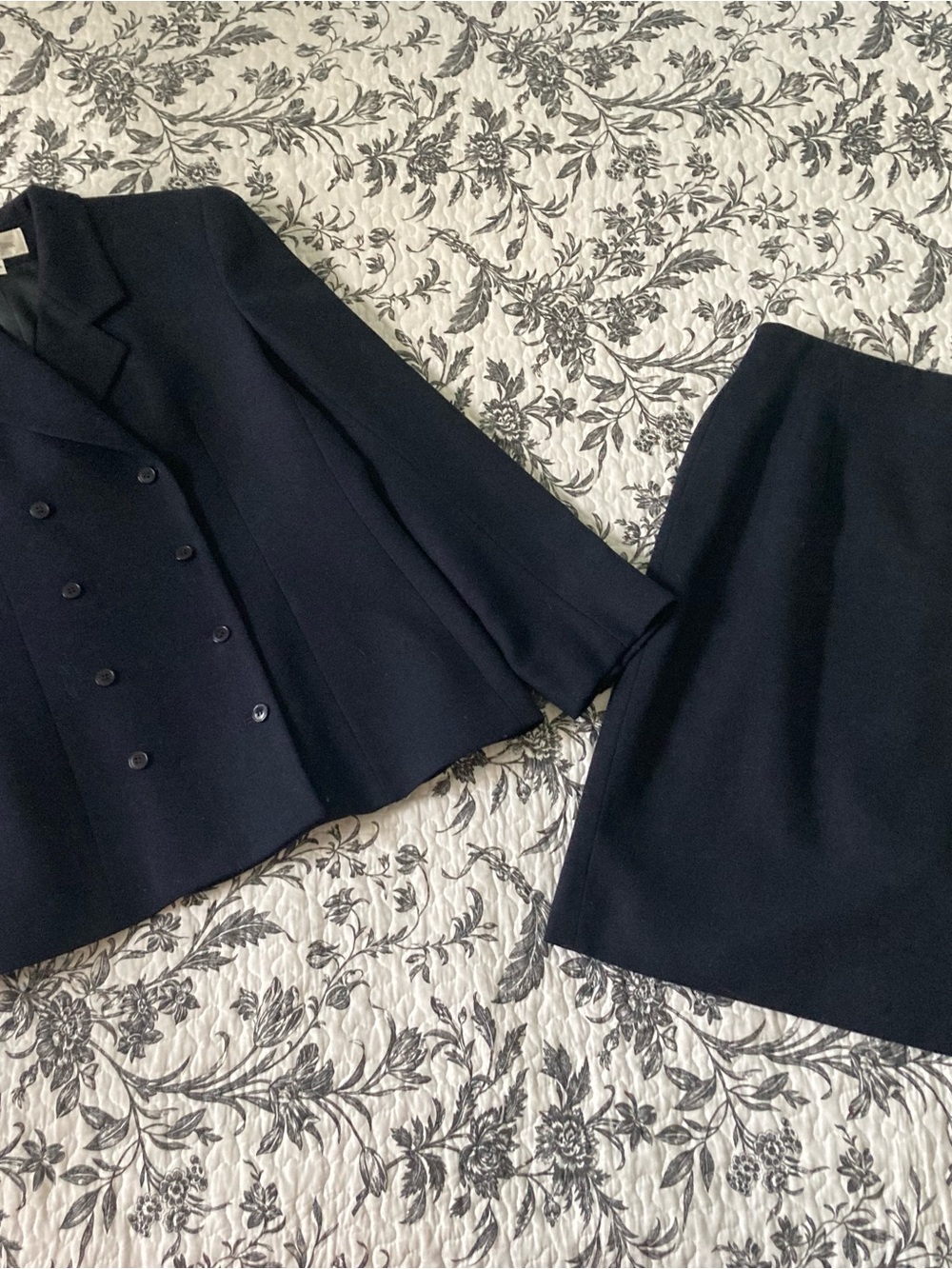 Jones New York Navy Double-Breasted 100% Worsted Wool Blazer & Skirt Suit